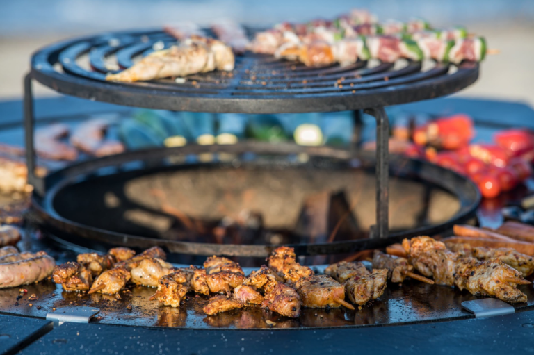 Carte Menu Traiteur food truck Toulouse Les Tontons Gourmands Mariage Séminaire Team Building Événements sportifs Brasero Grillades Barbecue