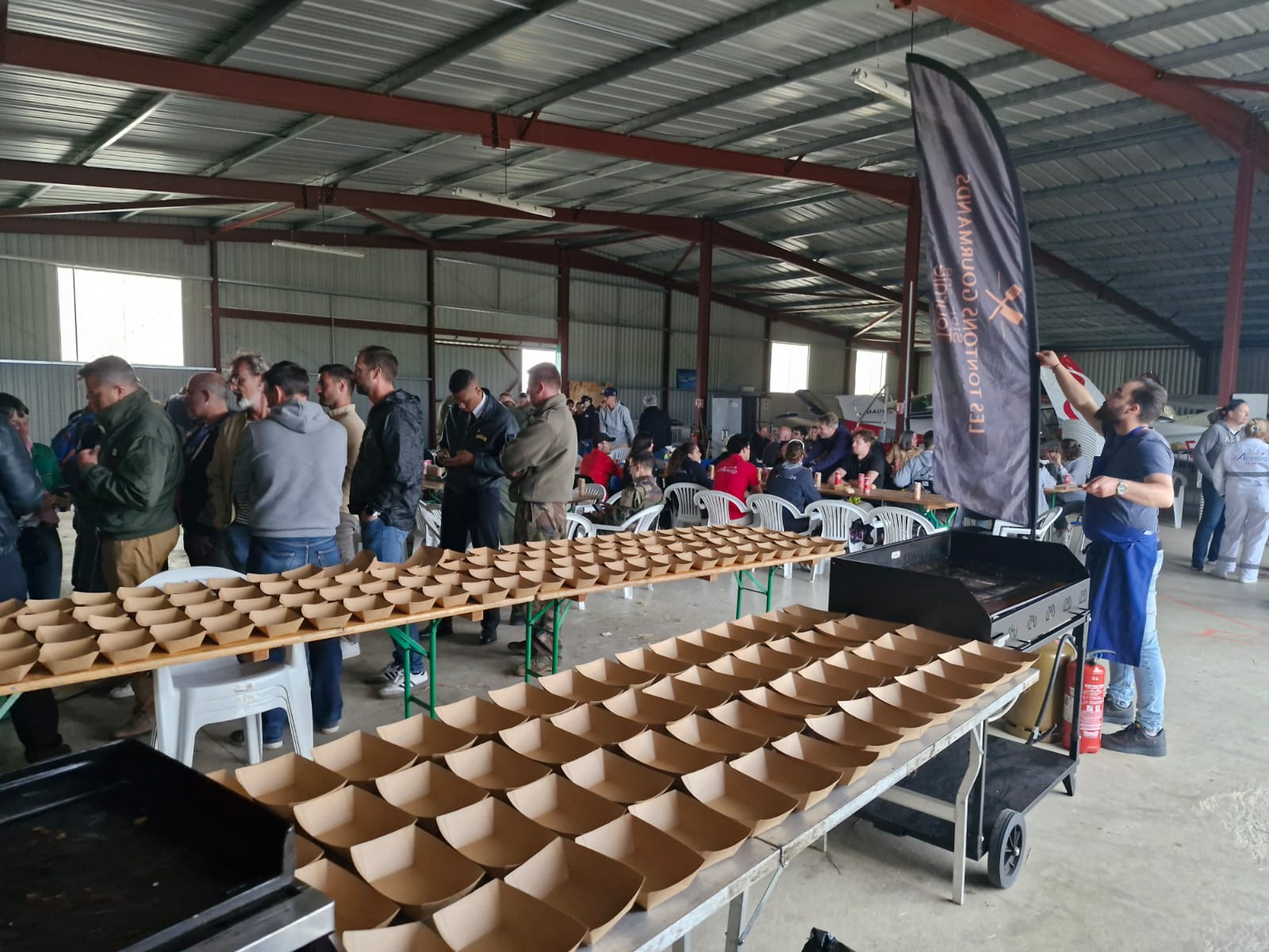 Salon Air Expo 2025 à Toulouse : Les Tontons Gourmands ont assuré la prestation traiteur pour 300 VIP le midi et 250 organisateurs le soir...